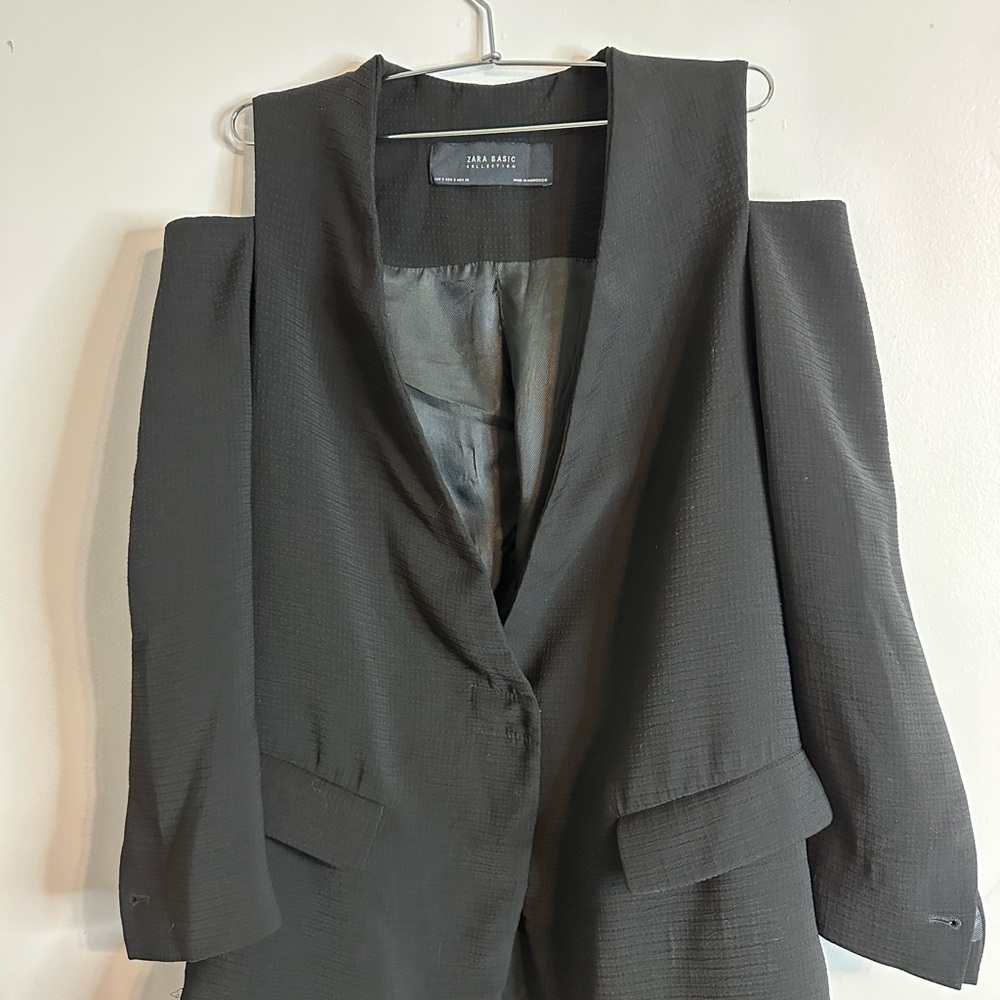 Zara Basic Black Textured Jacket - image 1